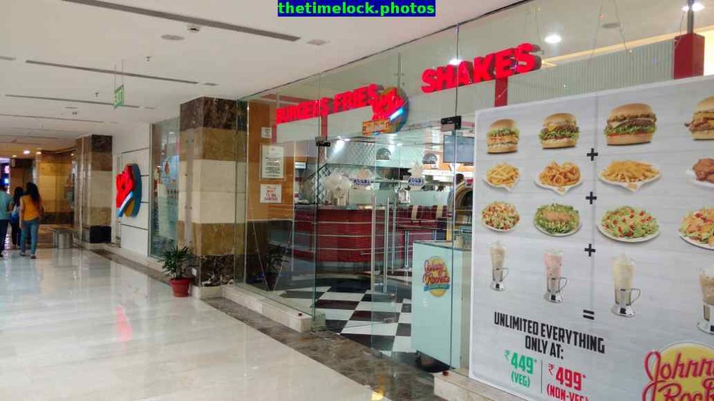 johnny rockets ambiance mall