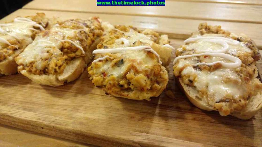 chicken garlic bread