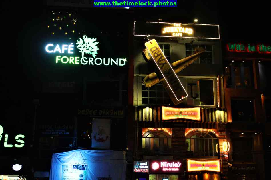 restaurants at rajouri garden